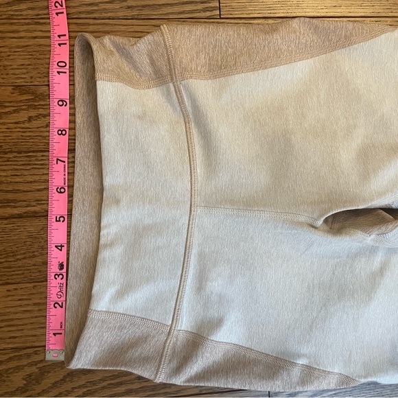 Outdoor Voices 7/8 Tri-Tone Warm Up Leggings Desert Oatmeal Cloud - Picture 11 of 13
